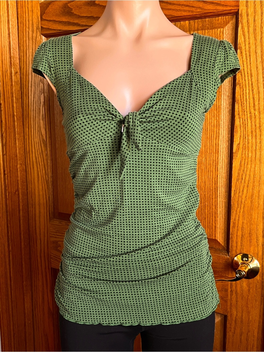 Vintage Y2K XOXO Green Polka Dot Tie-Front Cap Sleeve Top